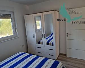 Na predaj priestranný  apartmán na ostrove Vir-Bobovik, Chorvátsko