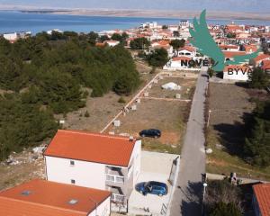 Na predaj priestranný  apartmán na ostrove Vir-Bobovik, Chorvátsko