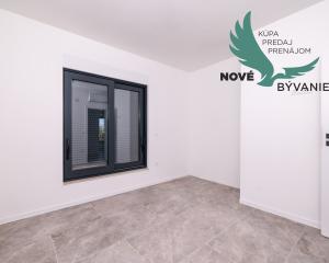 Na predaj novostavba apartmánu len 200m od mora so záhradou v Chorvátsku