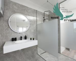 Exkluzívne krásna vila s bazénom  Chorvátsko - Maslenica