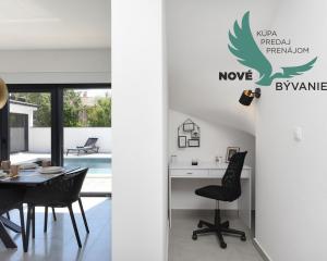 Exkluzívne krásna vila s bazénom  Chorvátsko - Maslenica