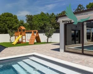 Exkluzívne krásna vila s bazénom  Chorvátsko - Maslenica