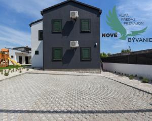 Exkluzívne krásna vila s bazénom  Chorvátsko - Maslenica