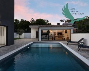 Exkluzívne krásna vila s bazénom  Chorvátsko - Maslenica
