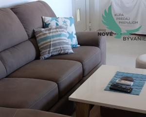 Priležitosť 2x krásny apartmán len 150m od mora s výhľadom na more v Chorvátsku