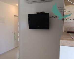 Priležitosť 2x krásny apartmán len 150m od mora s výhľadom na more v Chorvátsku