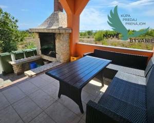 Na predaj: Apartmán s výhľadom na more na ostrove Vir