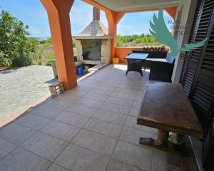 Na predaj: Apartmán s výhľadom na more na ostrove Vir