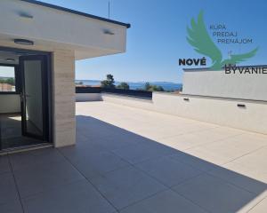 Novostavba apartmánu len 150m od mora s výhľadom na more na ostrove Vir - Jadro pláž