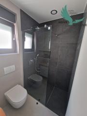 Novostavba apartmánu len 150m od mora s výhľadom na more na ostrove Vir - Jadro pláž