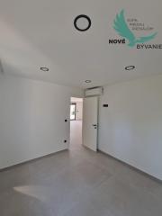 Novostavba apartmánu len 150m od mora s výhľadom na more na ostrove Vir - Jadro pláž