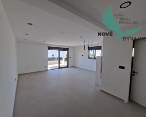 Novostavba apartmánu len 150m od mora s výhľadom na more na ostrove Vir - Jadro pláž