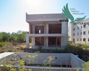 Chorvátsko - PRIVLAKA - dom s bazénom vo výbornej lokalite -panoramatický výhľad na more!