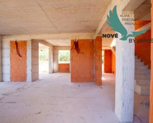 Chorvátsko - PRIVLAKA - dom s bazénom vo výbornej lokalite -panoramatický výhľad na more!