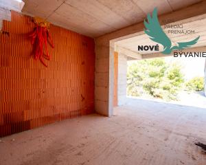 Chorvátsko - PRIVLAKA - dom s bazénom vo výbornej lokalite -panoramatický výhľad na more!