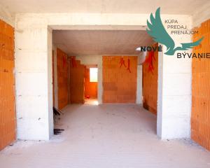 Chorvátsko - PRIVLAKA - dom s bazénom vo výbornej lokalite -panoramatický výhľad na more!