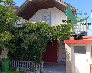 Chorvátsko na predaj: Rodinný dom na ostrove Vir – Len 120 m od mora!