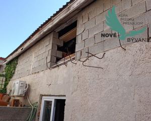 Chorvátsko na predaj: Rodinný dom na ostrove Vir – Len 120 m od mora!