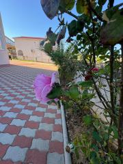 CHORVÁTSKO - EXKLUZÍVNE NA PREDAJ 4-IZBOVÝ APARTMÁN S VÝHĽADOM NA MORE, OSTROV VIR