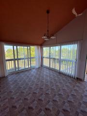 CHORVÁTSKO - EXKLUZÍVNE NA PREDAJ 4-IZBOVÝ APARTMÁN S VÝHĽADOM NA MORE, OSTROV VIR