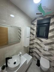 EXKLUZÍVNA NOVOSTAVBA S BAZÉNOM - OSTROV VIR, CHORVÁTSKO