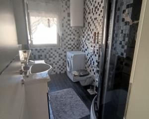 Chorvátsko -ostrov Vir - Na predaj útulný kompletne zariadený apartmán