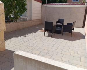 Chorvátsko -ostrov Vir - Na predaj útulný kompletne zariadený apartmán