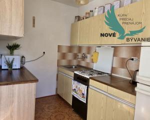 Chorvátsko- Dom s výhľadom na more blízko pláže na ostrove Vir