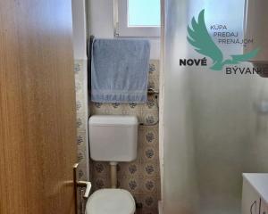 Chorvátsko- Dom s výhľadom na more blízko pláže na ostrove Vir