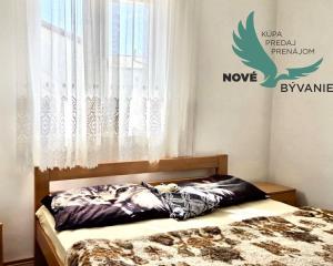 Chorvátsko- Dom s výhľadom na more blízko pláže na ostrove Vir