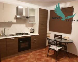 Chorvátsko, ostrov Vir - Na predaj útulný trojizbový apartmán len 30m od mora!