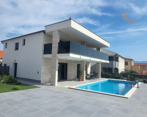 Chorvátsko: EXKLUZÍVNY NOVÝ DOM S BAZÉNOM PRI MORI - OSTROV VIR