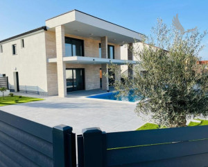 Chorvátsko: EXKLUZÍVNY NOVÝ DOM S BAZÉNOM PRI MORI - OSTROV VIR