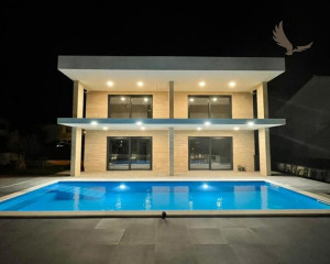 Chorvátsko: EXKLUZÍVNY NOVÝ DOM S BAZÉNOM PRI MORI - OSTROV VIR