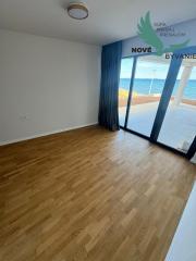 Chorvátsko - Na predaj novostavba apartmánu v prvej rade od mora