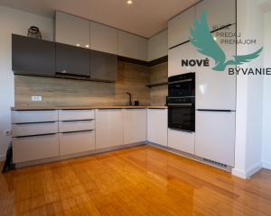 Chorvátsko - Luxusný Apartmán pri Mori so Záhradou a Garážou – Zadar, Diklo