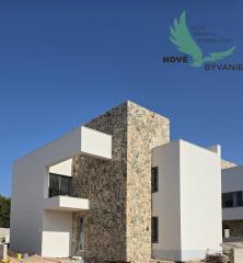 CHORVÁTSKO - LUXUS NA DOSAH MORA - EXLUZÍVNE VILA V REZIDENCII NA OSTROVE MURTER