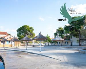 Chorvátsko, ostrov Murter - Exluzívne na predaj prízemný rodinný dom pri pláži