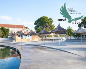 Chorvátsko, ostrov Murter - Exluzívne na predaj prízemný rodinný dom pri pláži