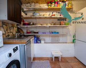 Chorvátsko, ostrov Murter - Exluzívne na predaj prízemný rodinný dom pri pláži