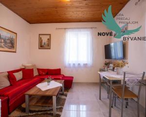 Chorvátsko, ostrov Murter - Exluzívne na predaj prízemný rodinný dom pri pláži