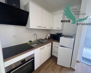 Chorvátsko, ostrov Vir - Na predaj novostavba apartmánu s vlastnou záhradou za TOP cenu!