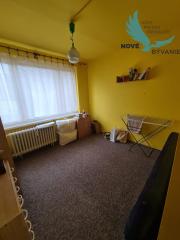 Pôvodný 2-izbový byt s južnou loggiou a nízkymi nákladmi – centrum Brezna - PREDAJ