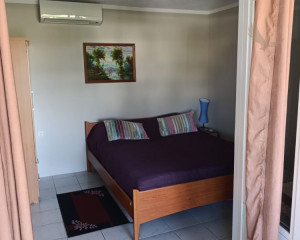 Chorvátsko - Na predaj dom s dvoma apartmánmi len 90 m od mora – Vrsi!