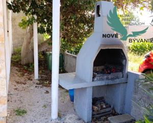 Chorvátsko - Na predaj dom 2x apartmán výhodná investícia