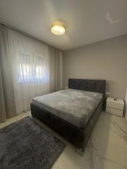 Chorvátsko - Zariadená novostavba so záhradou len 90m od pláže v Privlake