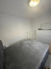 Chorvátsko - Zariadená novostavba so záhradou len 90m od pláže v Privlake