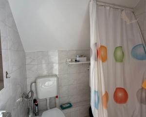 Chorvátsko - Dom 2x apartmán, výhodná investícia na ostrove Vir