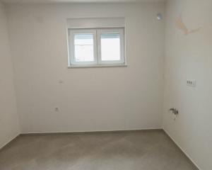 Chorvátsko Novostavba rodinného domu so záhradou na ostrove Vir