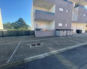 Chorvátsko - Novostavba apartmánu len 70m od mora so zariadením - Vir - Prezida